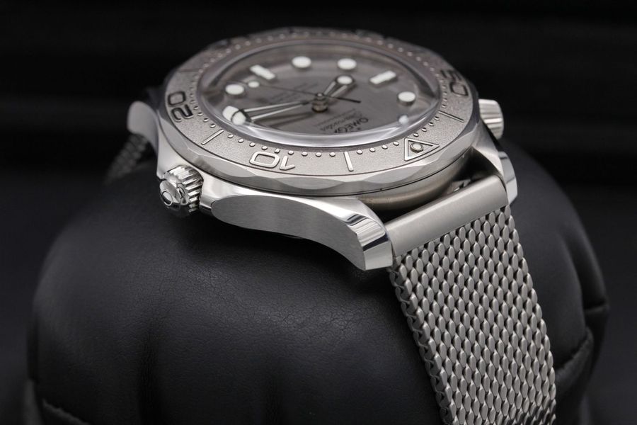 Omega Seamaster Diver 300m 210.30.42.20.06.002